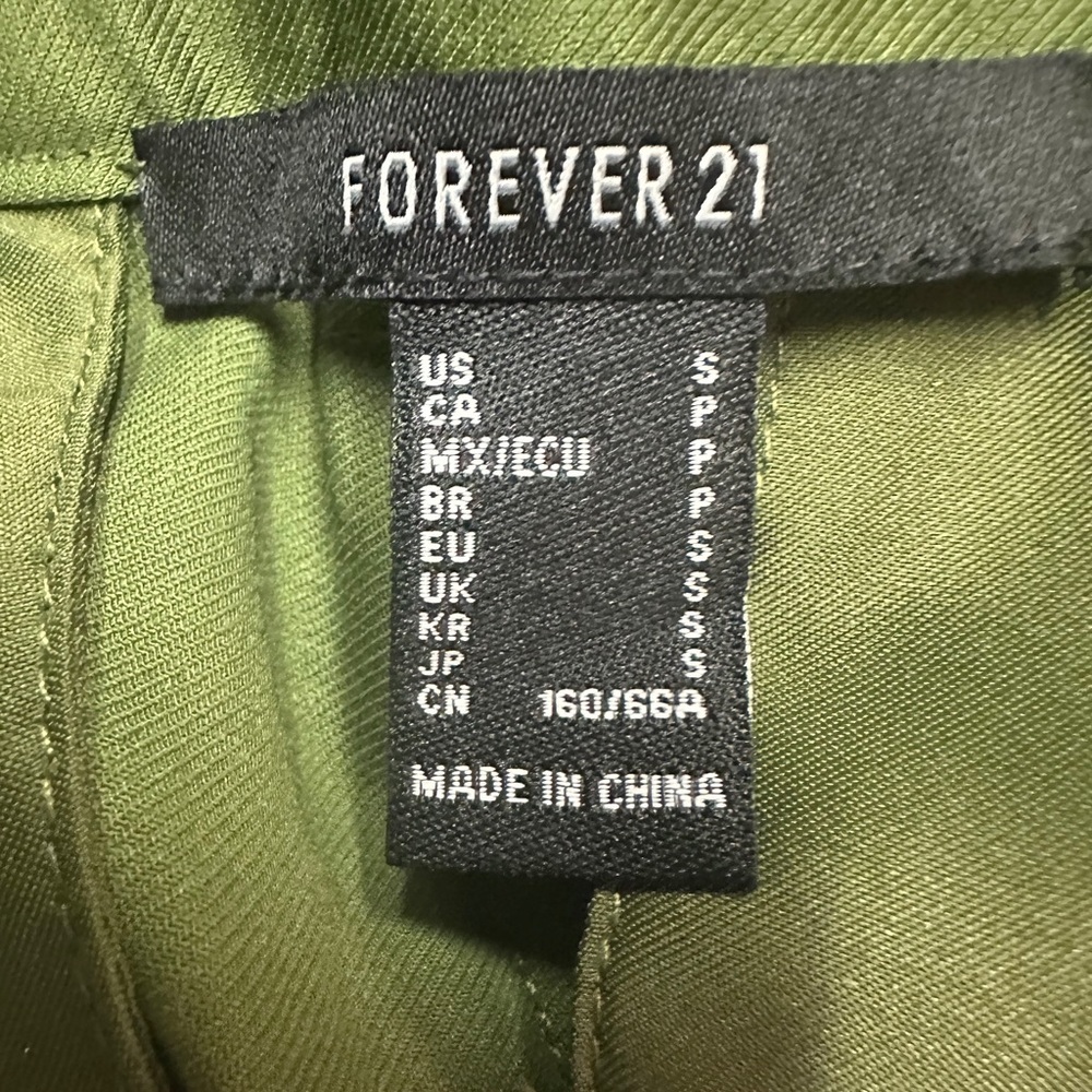 Forever 21 Button-Hem Wide-Leg Pants - Picture 9 of 10